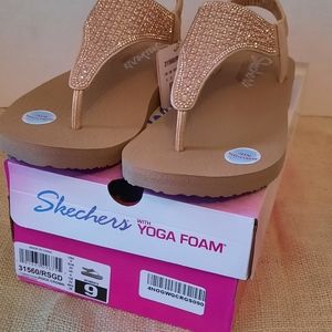 Womens 9 Rose Gold Yoga Foam Sandals